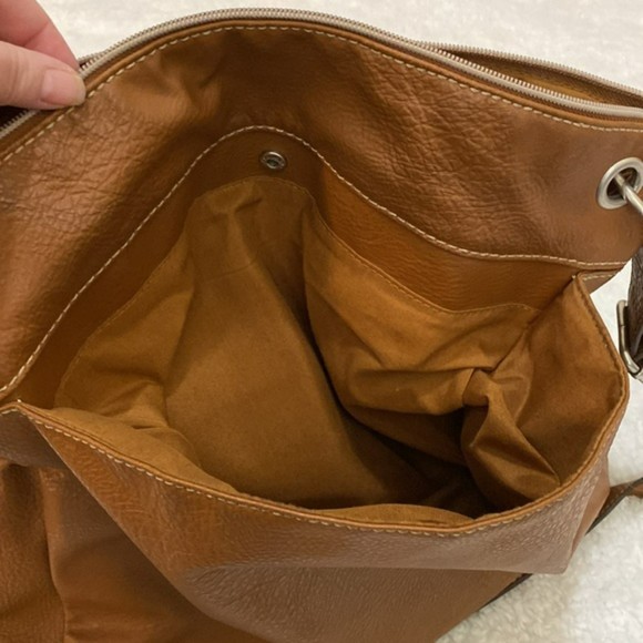 Relic By Fossil Roxanne Shoulder Bag Purse Cognac Leather Adjustable Messenger - Picture 5 of 16